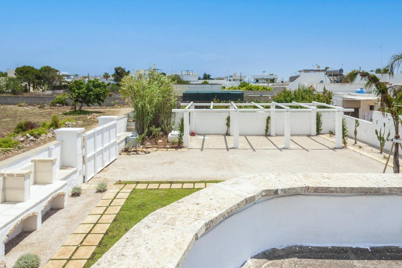 Trullo E Appartamenti Al Mare Torre San Giovanni Exterior foto